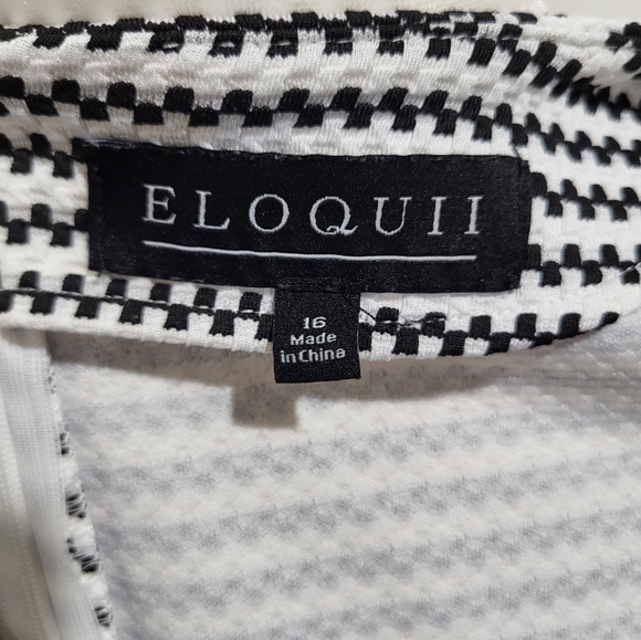 Eloquii Textured Knit Cold Shoulder Top - Picture 9 of 12